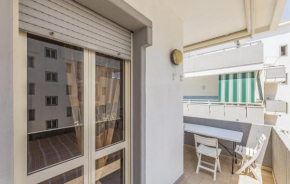 2 Bedroom Gorgeous Apartment In Gallipoli
